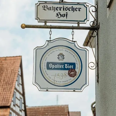 Bayerischer Hof 3*